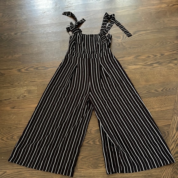 L’ATISTE Stripped Romper - Picture 1 of 5